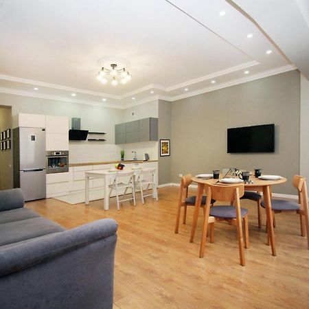 Perfect Spacious Apartment 356 Ałma Ata Zewnętrze zdjęcie