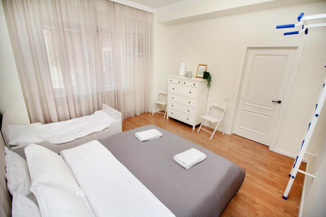 Perfect Spacious Apartment 356 Ałma Ata Zewnętrze zdjęcie